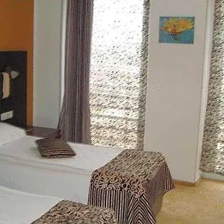 Hotel Sydney 5*
