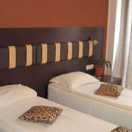 Hotel Sydney 5*